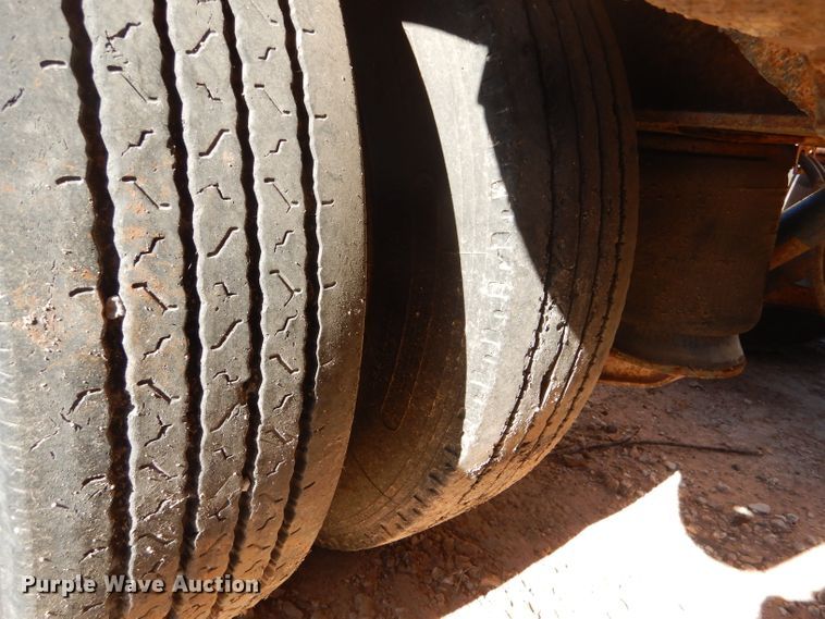 image for item FJ9892 1990 Trail King TK10 lowboy equipment trailer