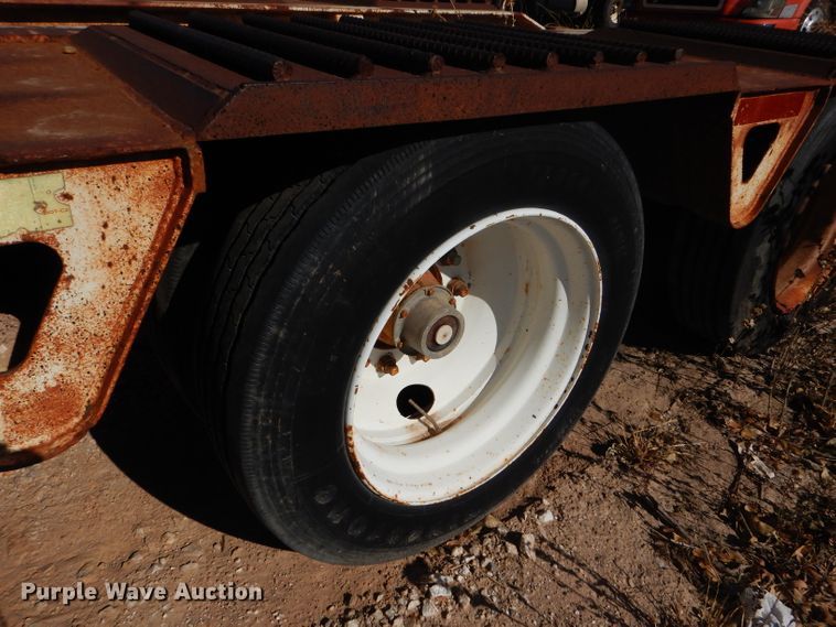 image for item FJ9892 1990 Trail King TK10 lowboy equipment trailer