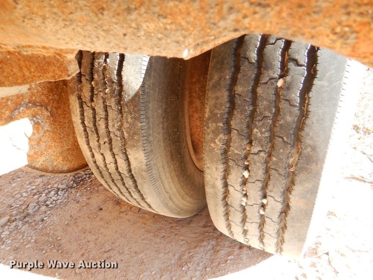 image for item FJ9892 1990 Trail King TK10 lowboy equipment trailer