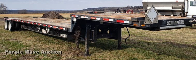 image for item GA9370 2003 Transcraft DTL-2100 drop deck trailer