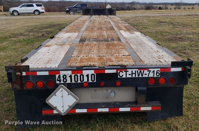 image for item GA9370 2003 Transcraft DTL-2100 drop deck trailer