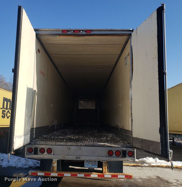 image for item GA9436 2001 Utility dry van trailer