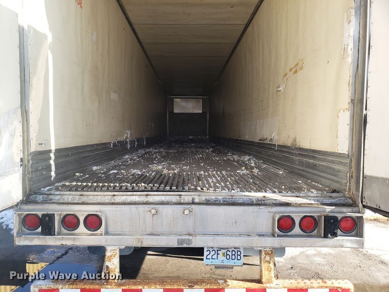 image for item GA9436 2001 Utility dry van trailer