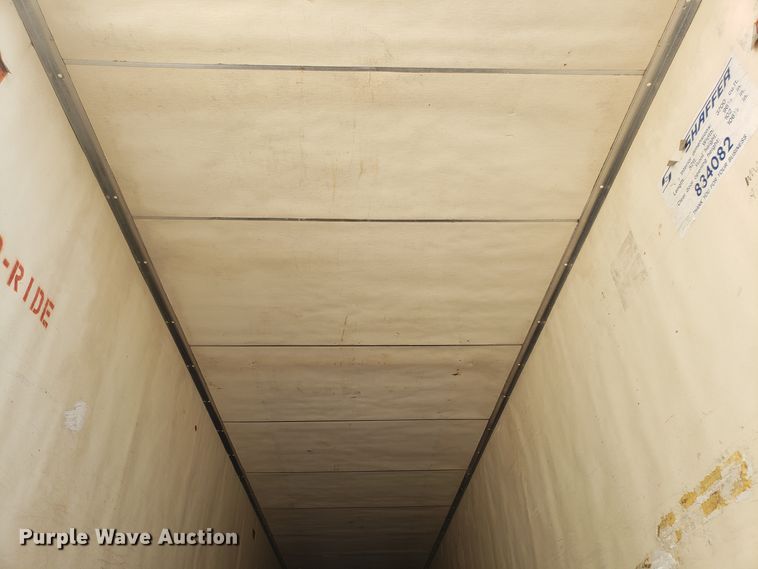 image for item GA9436 2001 Utility dry van trailer