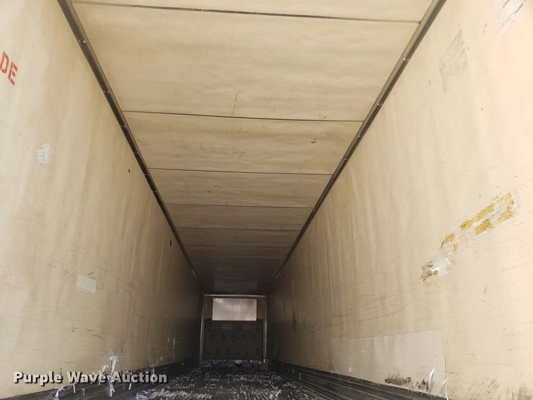 image for item GA9436 2001 Utility dry van trailer