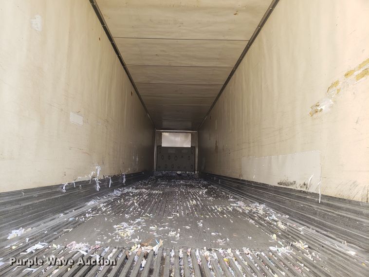 image for item GA9436 2001 Utility dry van trailer