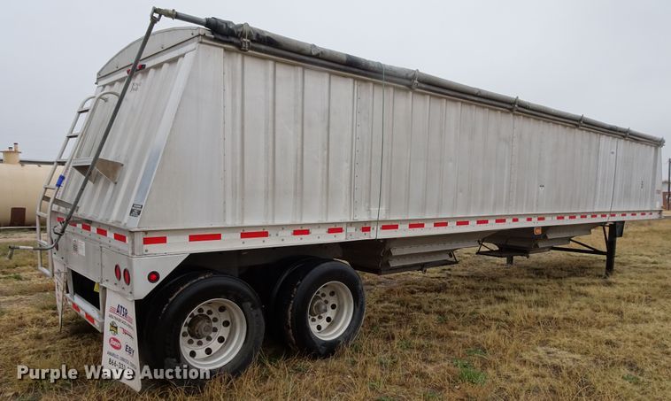 image for item GC9076 2008 Neville double hopper grain trailer