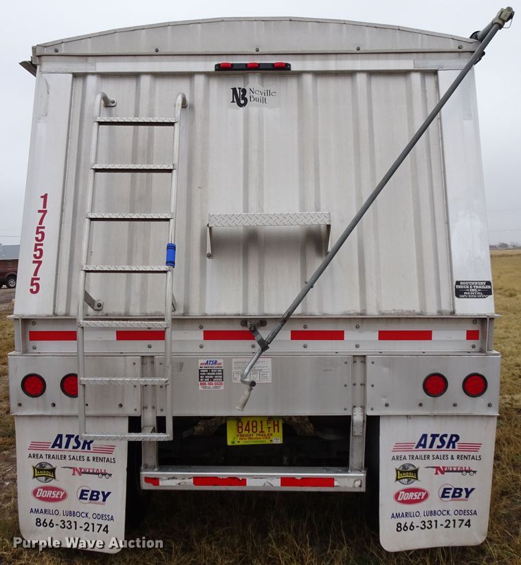 image for item GC9076 2008 Neville double hopper grain trailer