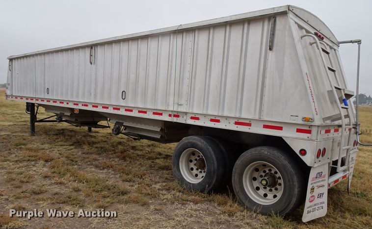 image for item GC9076 2008 Neville double hopper grain trailer