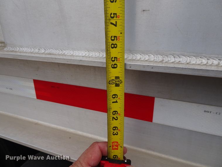 image for item GC9076 2008 Neville double hopper grain trailer