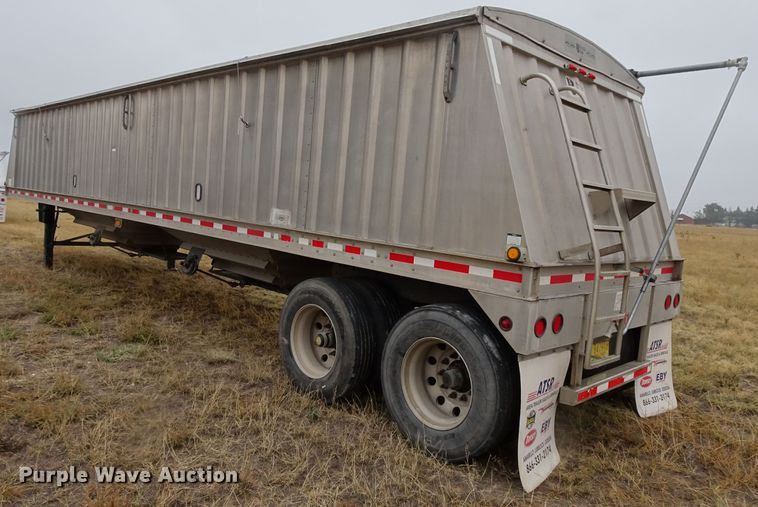 image for item GC9077 2007 Neville double hopper grain trailer