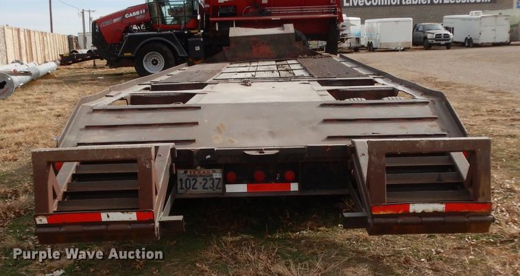 image for item GC9143 1972 Birmingham 825-FLR-F equipment trailer