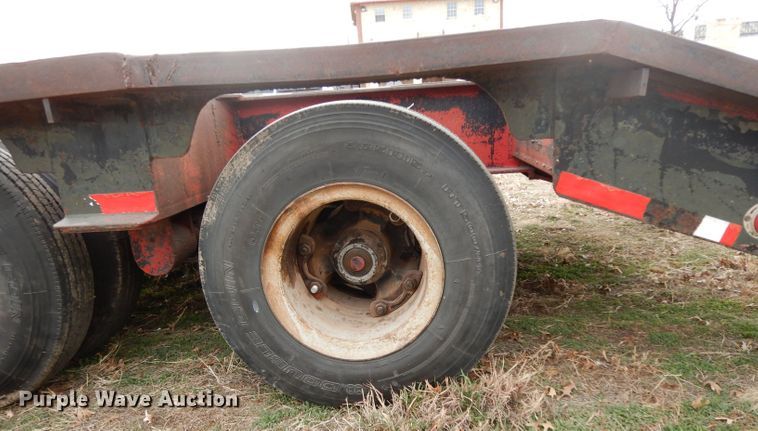 image for item GC9143 1972 Birmingham 825-FLR-F equipment trailer