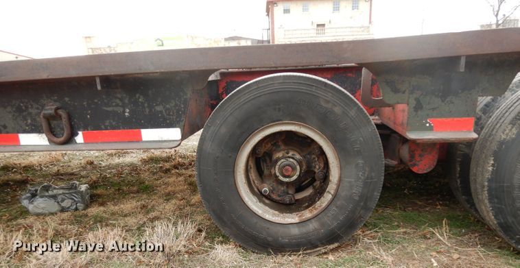 image for item GC9143 1972 Birmingham 825-FLR-F equipment trailer