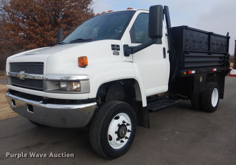 image for item GF9017 2005 Chevrolet C4500 dump truck