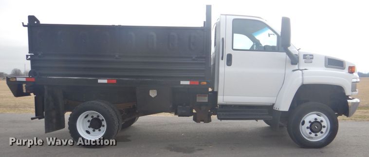 image for item GF9017 2005 Chevrolet C4500 dump truck