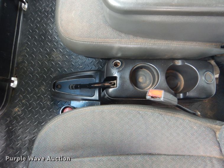 image for item GF9017 2005 Chevrolet C4500 dump truck