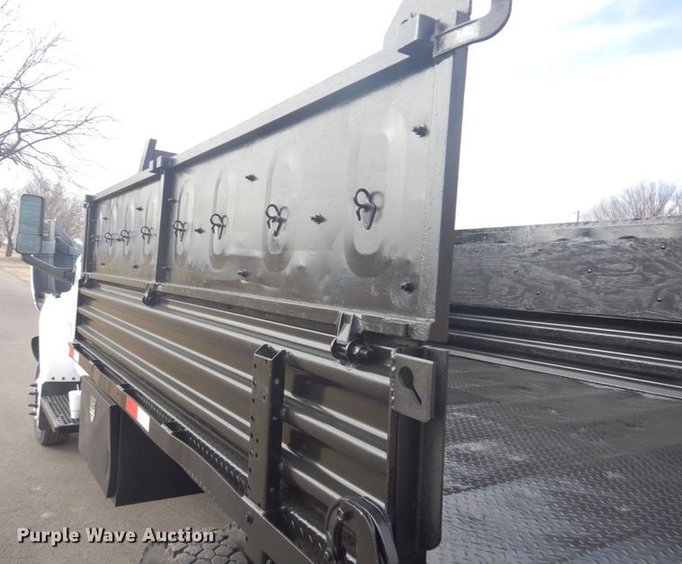 image for item GF9017 2005 Chevrolet C4500 dump truck