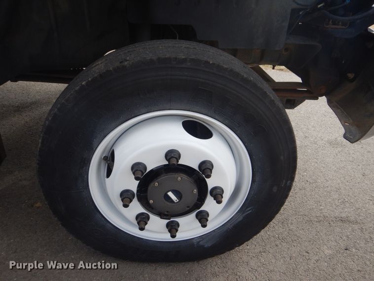 image for item GF9017 2005 Chevrolet C4500 dump truck