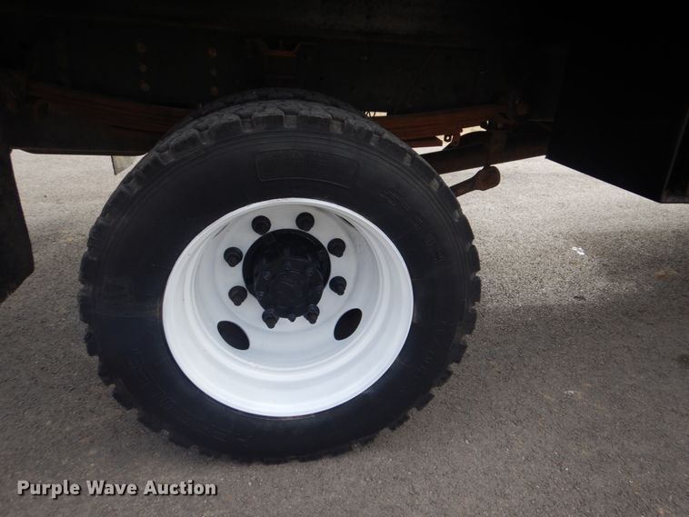 image for item GF9017 2005 Chevrolet C4500 dump truck