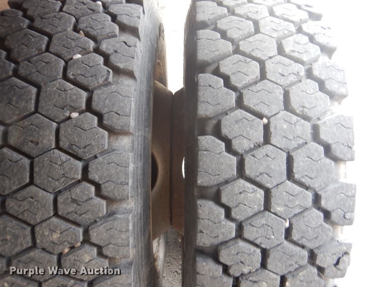 image for item GF9017 2005 Chevrolet C4500 dump truck