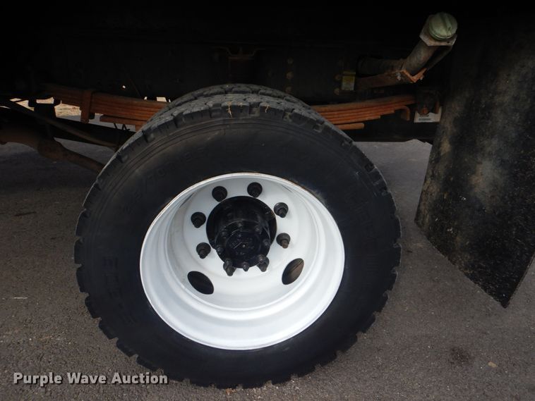 image for item GF9017 2005 Chevrolet C4500 dump truck