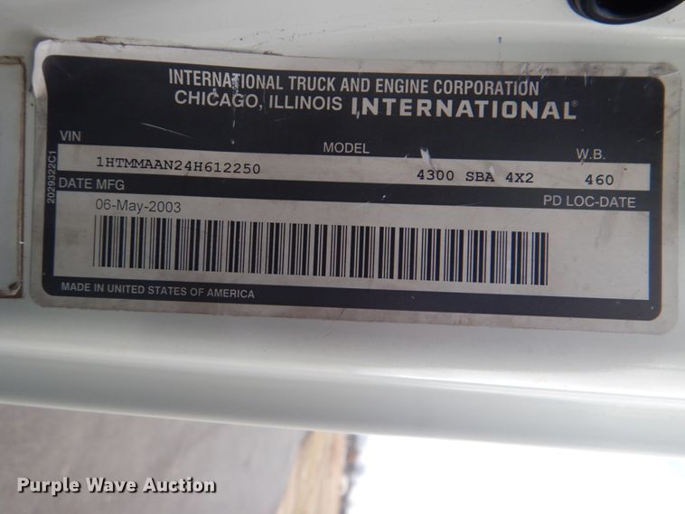 image for item GF9018 2004 International 4300 propane truck