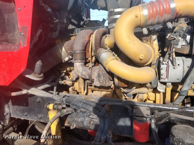 image for item H1247 2006 Kenworth T600 semi truck