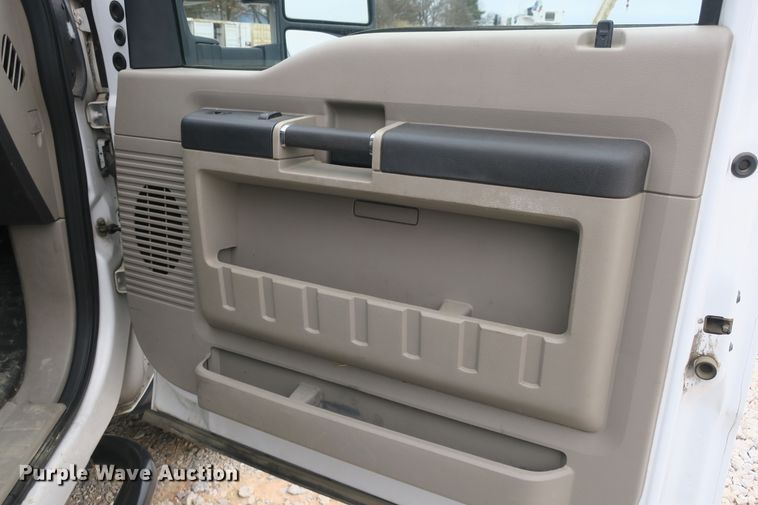 image for item DB10075 2010 Ford F450 Super Duty flatbed truck