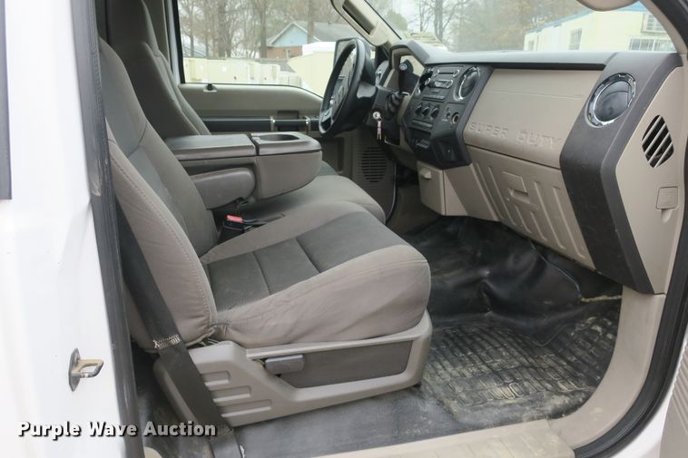 image for item DB10075 2010 Ford F450 Super Duty flatbed truck