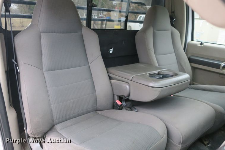 image for item DB10075 2010 Ford F450 Super Duty flatbed truck