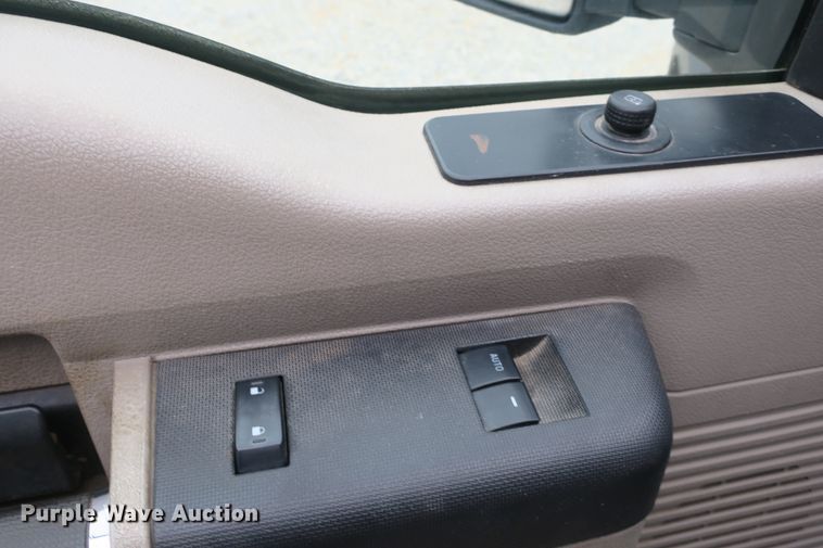 image for item DB10075 2010 Ford F450 Super Duty flatbed truck