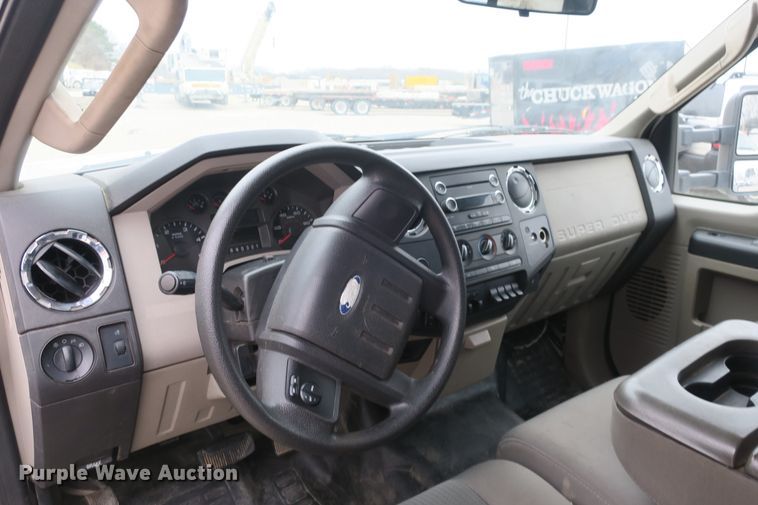 image for item DB10075 2010 Ford F450 Super Duty flatbed truck