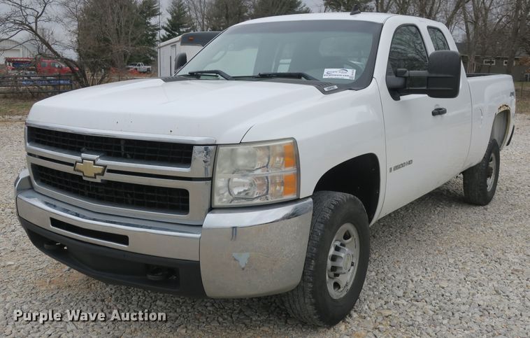 image for item DB10076 2008 Chevrolet Silverado 2500HD Ext. Cab pickup truck