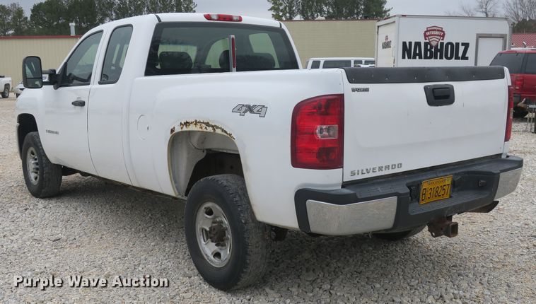 image for item DB10076 2008 Chevrolet Silverado 2500HD Ext. Cab pickup truck