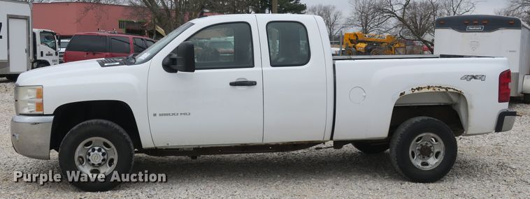 image for item DB10076 2008 Chevrolet Silverado 2500HD Ext. Cab pickup truck