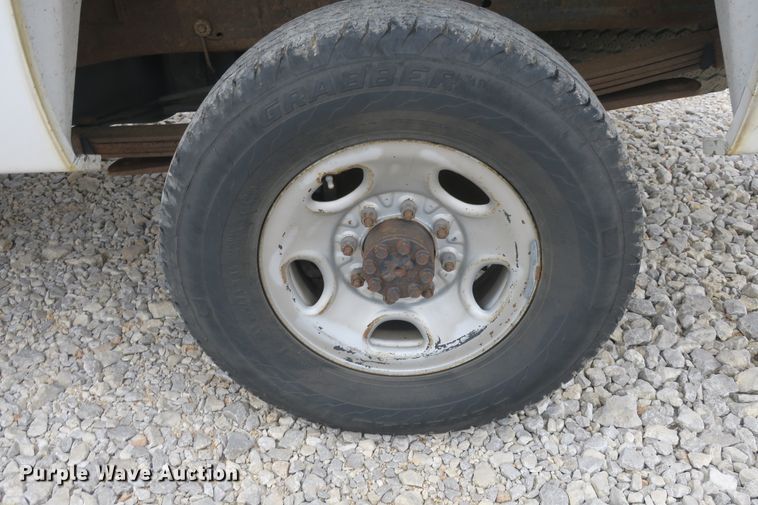 image for item DB10076 2008 Chevrolet Silverado 2500HD Ext. Cab pickup truck