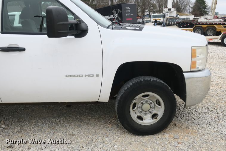 image for item DB10076 2008 Chevrolet Silverado 2500HD Ext. Cab pickup truck