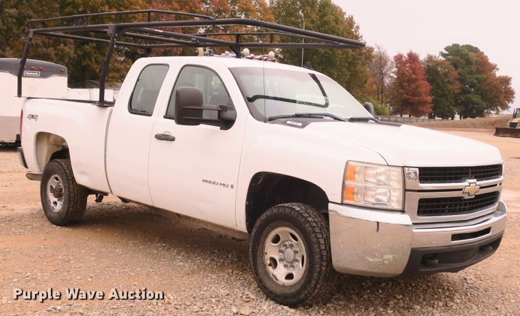 image for item DB10129 2008 Chevrolet Silverado 2500HD Ext. Cab pickup truck