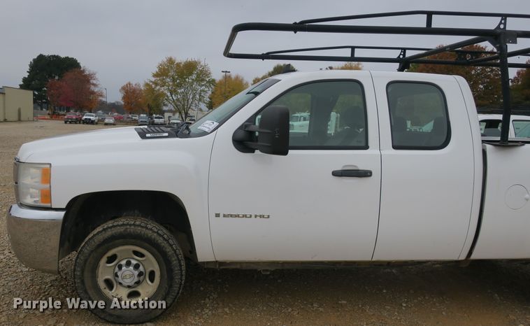 image for item DB10129 2008 Chevrolet Silverado 2500HD Ext. Cab pickup truck