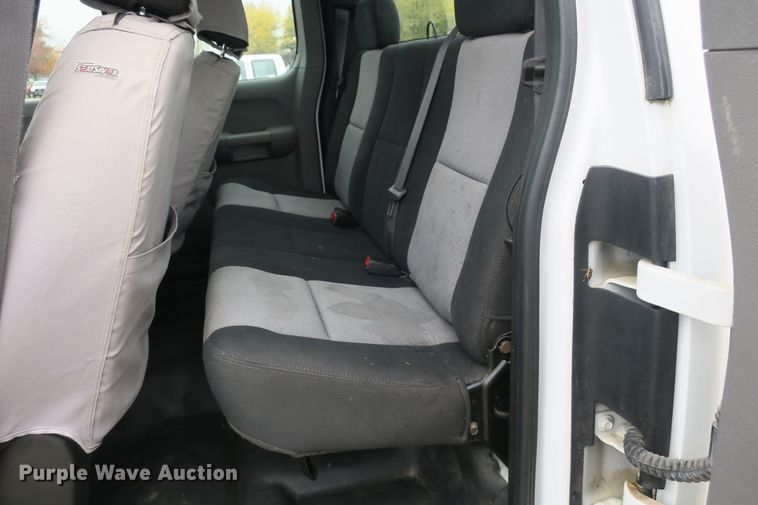 image for item DB10129 2008 Chevrolet Silverado 2500HD Ext. Cab pickup truck