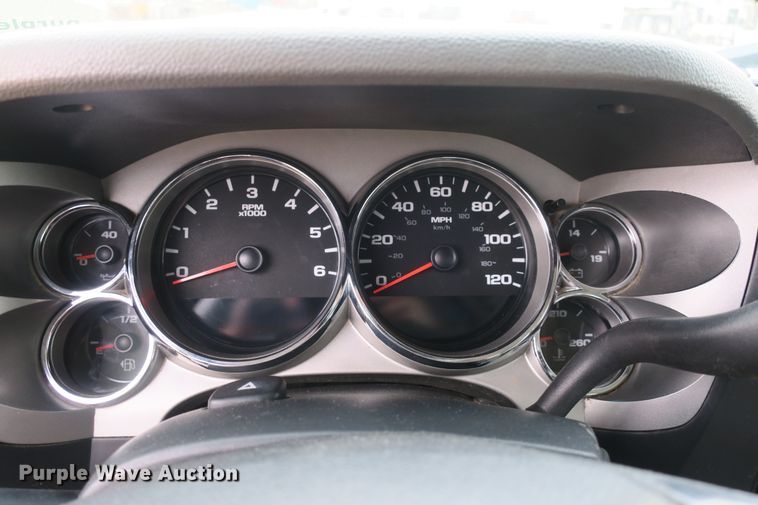 image for item DB10129 2008 Chevrolet Silverado 2500HD Ext. Cab pickup truck