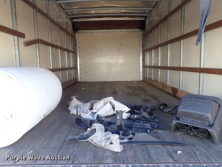 image for item DB7642 2008 GMC Savana box truck