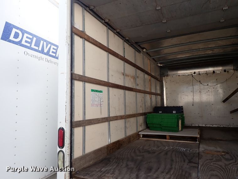 image for item DB7650 2006 GMC Savana box truck