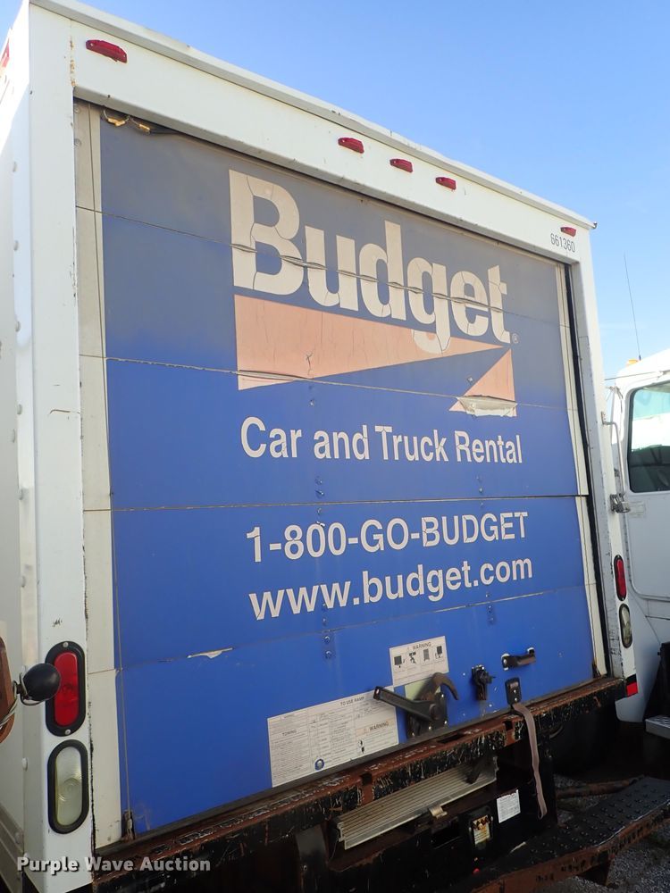 image for item DB7650 2006 GMC Savana box truck