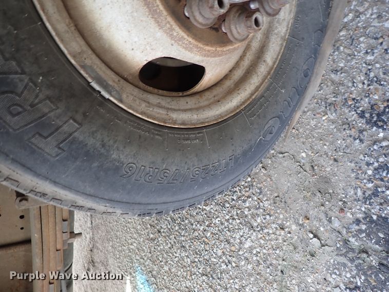 image for item DB7650 2006 GMC Savana box truck