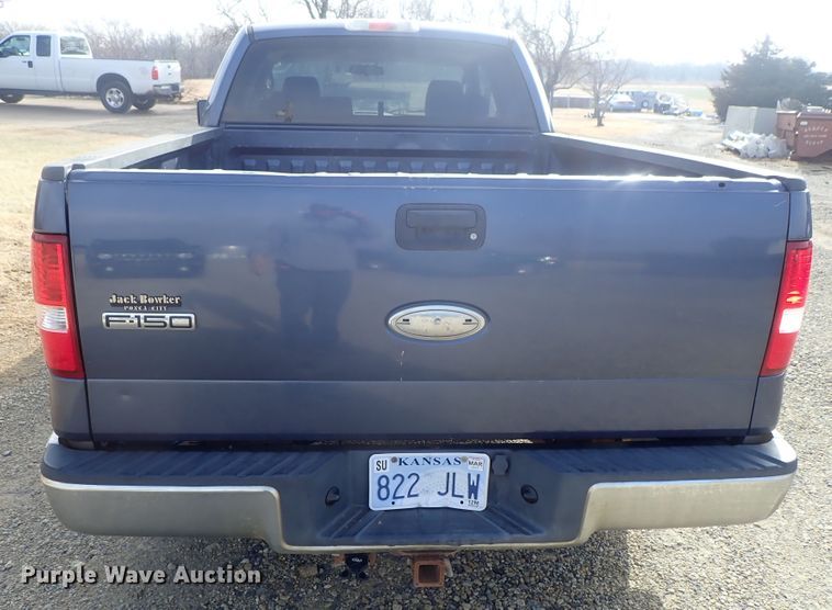 image for item DC3371 2004 Ford F150 SuperCab pickup truck