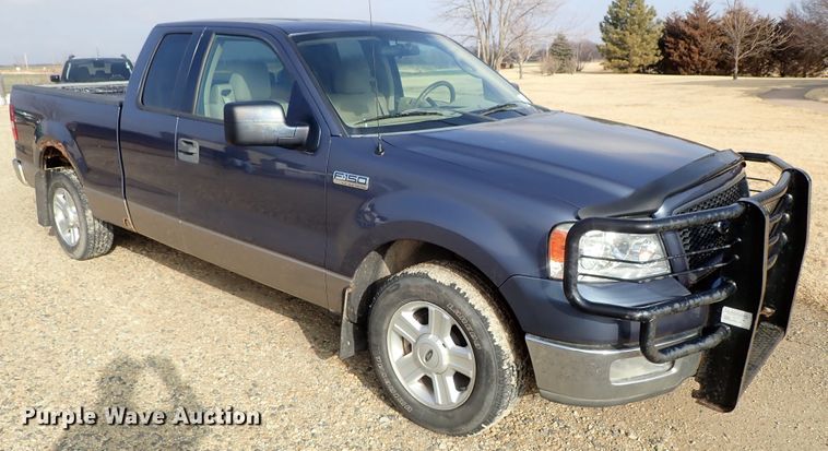 image for item DC3371 2004 Ford F150 SuperCab pickup truck