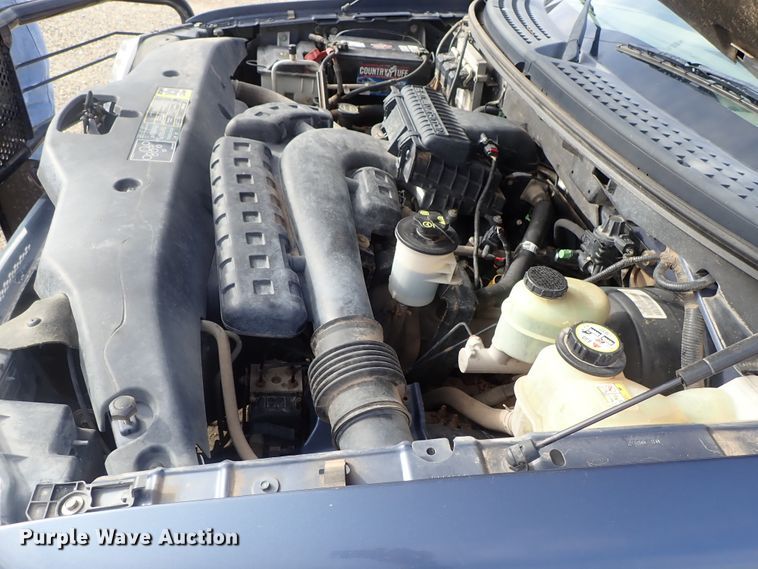 image for item DC3371 2004 Ford F150 SuperCab pickup truck