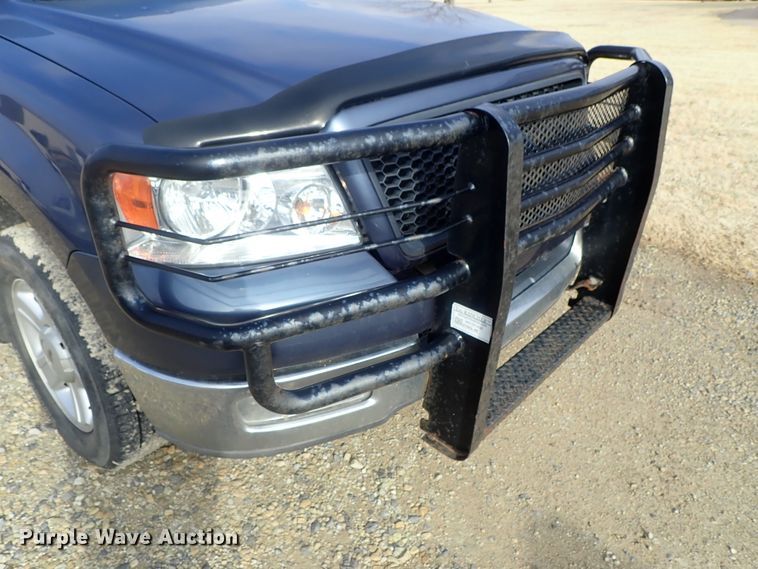 image for item DC3371 2004 Ford F150 SuperCab pickup truck